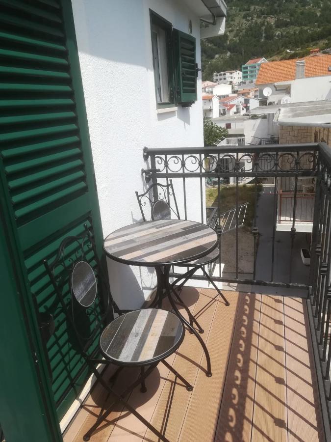 Baska Voda - Apartmani Vesna Экстерьер фото