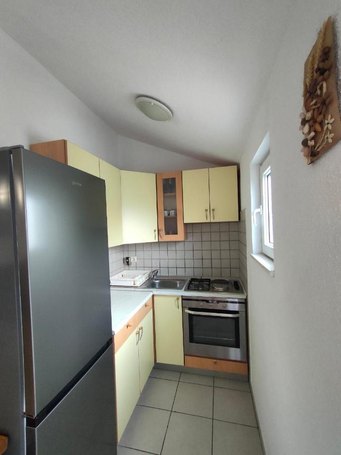 Baska Voda - Apartmani Vesna Экстерьер фото