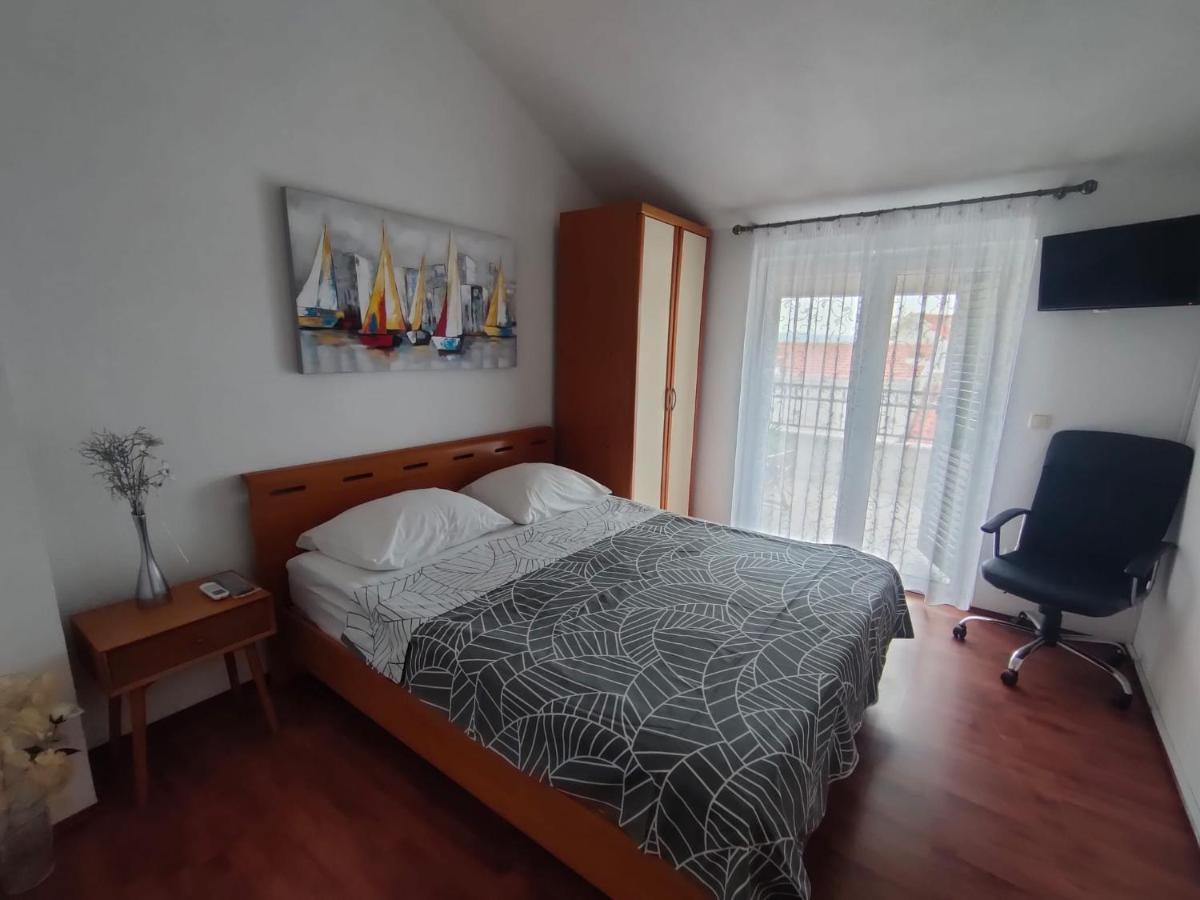 Baska Voda - Apartmani Vesna Номер фото