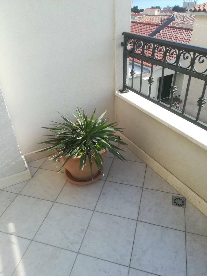 Baska Voda - Apartmani Vesna Экстерьер фото